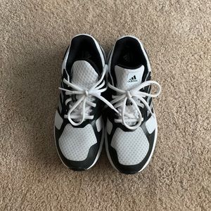 NWOT Adidas Cloudfoam running shoes